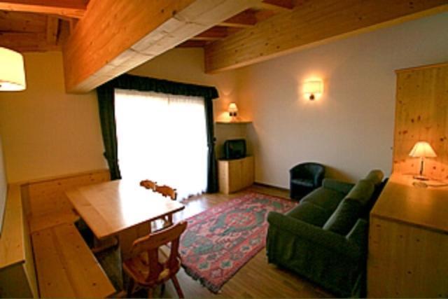 Residence Dolomia Pozza di Fassa Zimmer foto